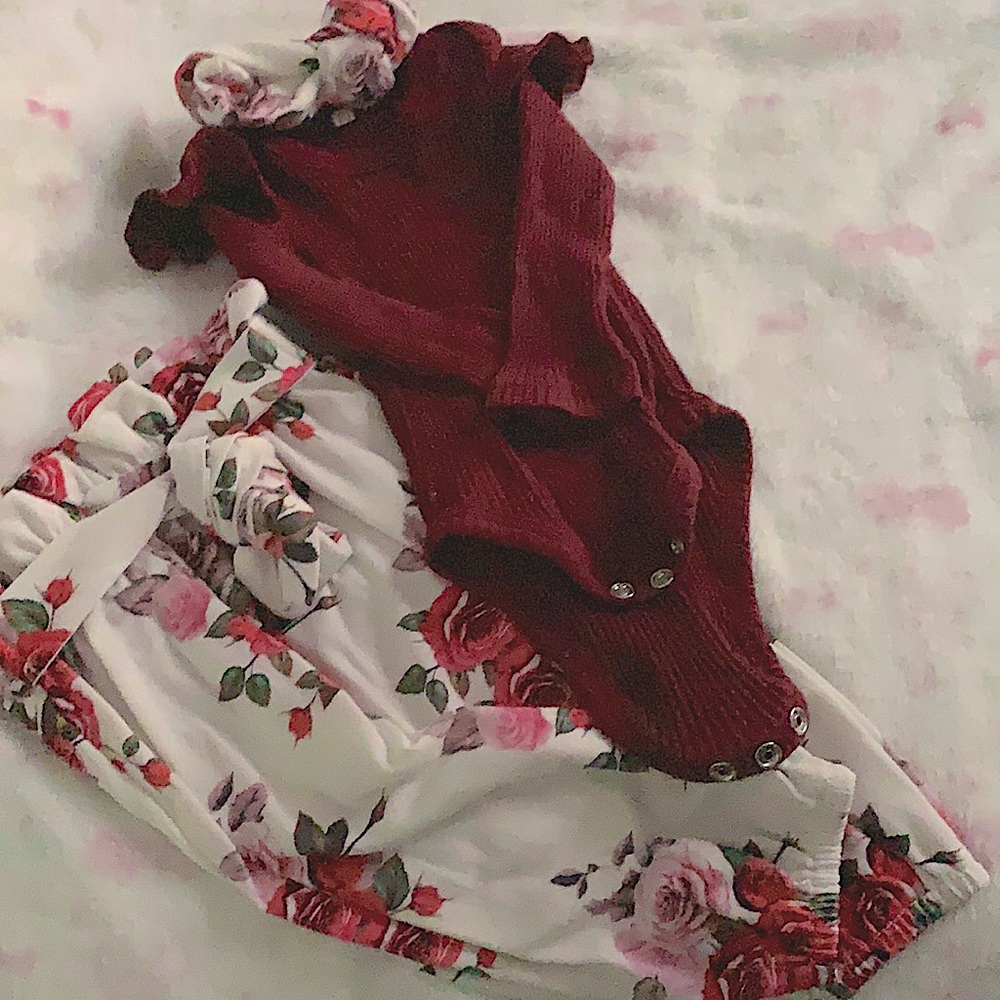 Burgundy Floral Set
